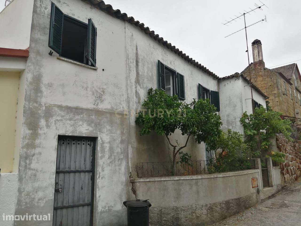 Moradia T3 localizada na aldeia da Mata, Fornos de Algodres - Grande imagem: 2/10