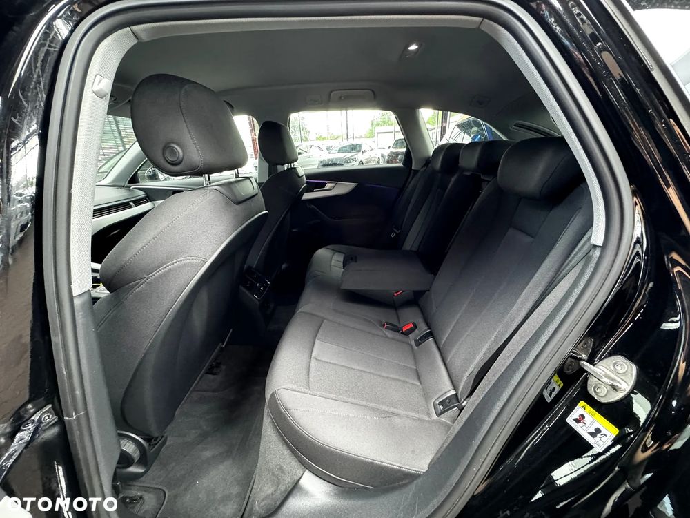 Audi A4 Avant - 14