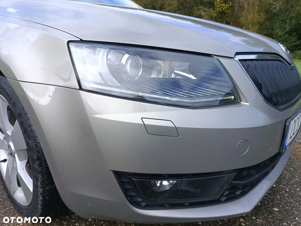 Skoda Octavia 2.0 TDI Elegance DSG - 17