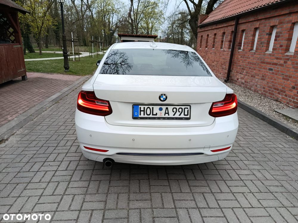 BMW Seria 2 220d Sport Line - 5