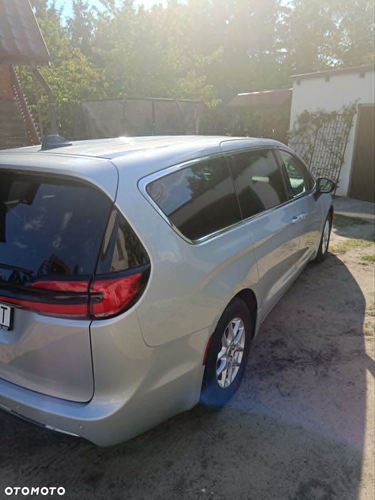 Chrysler Pacifica - 8