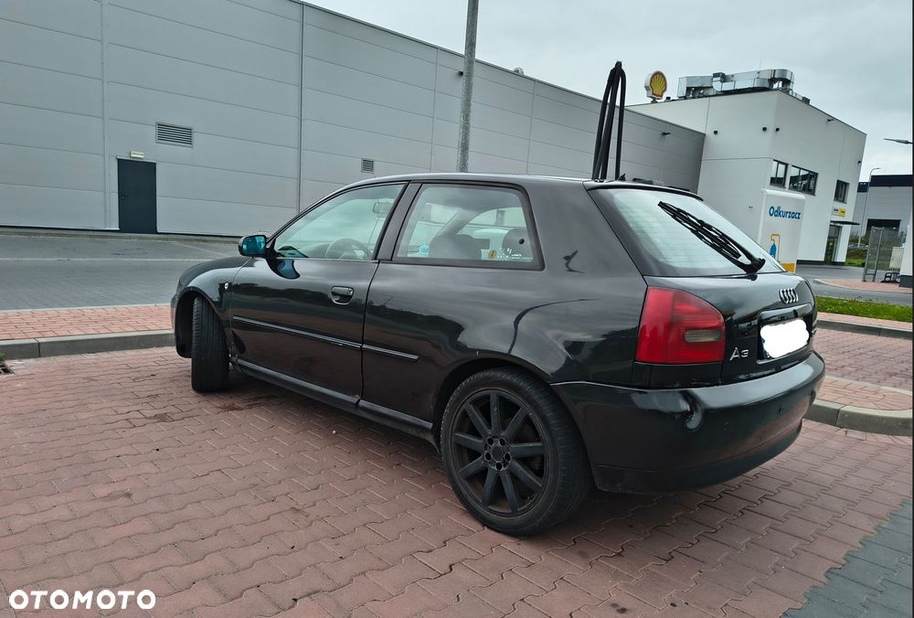 Audi A3 1998 photo 2