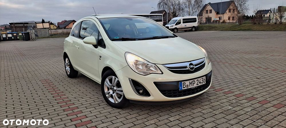 Opel Corsa 1.4 16V Satellite - 6