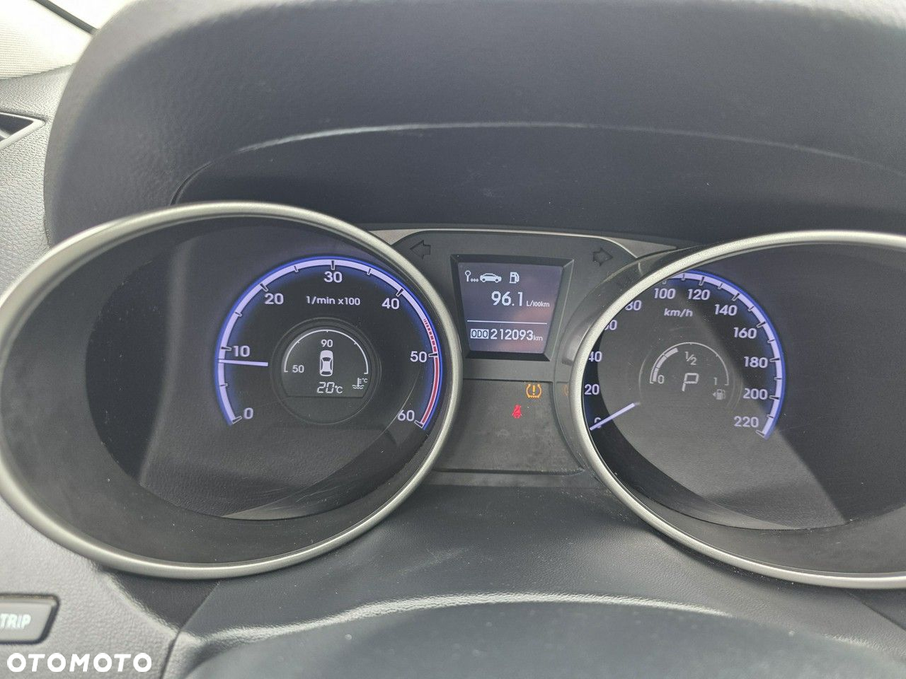 Hyundai ix35 - 11