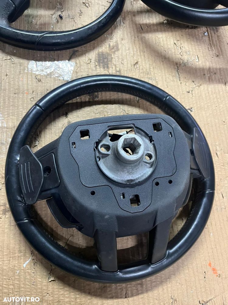 Volan piele cu comenzi si padele EVOQUE an 2014 - 3