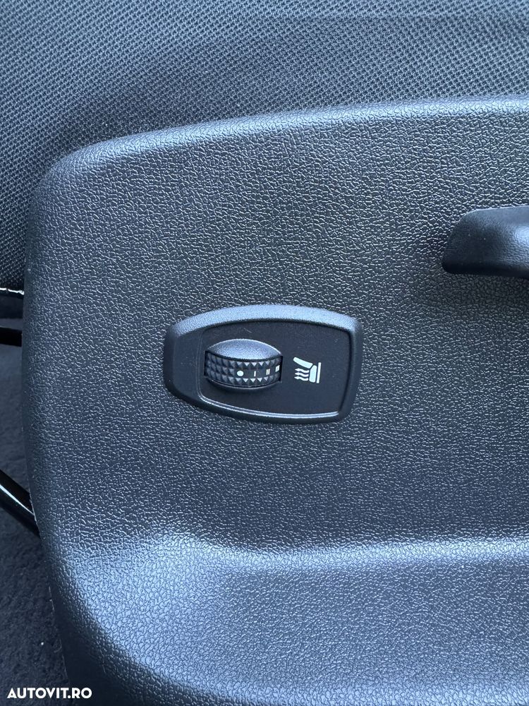 Renault Megane dCi 110 FAP Paris - 16