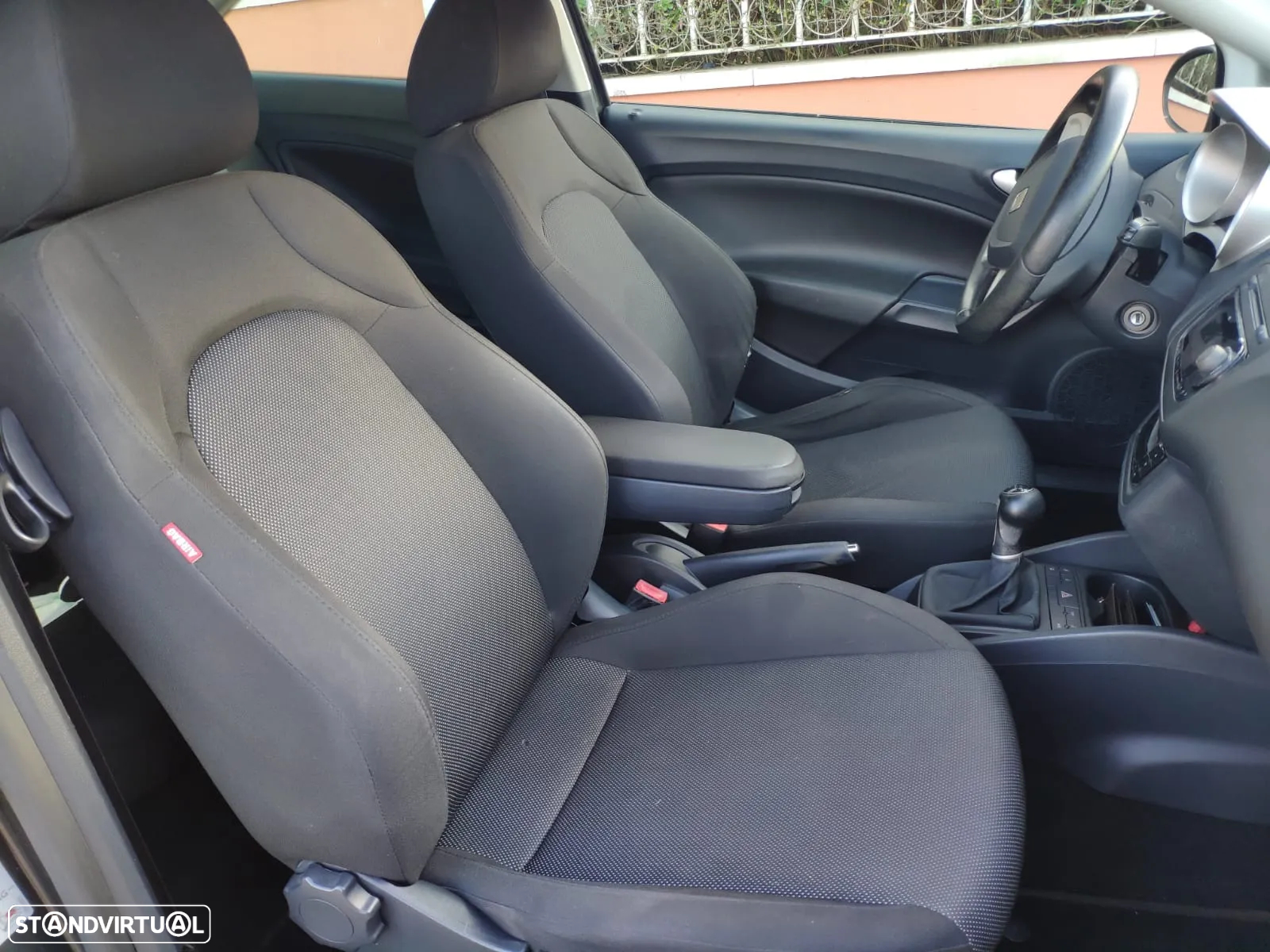 SEAT Ibiza SC 1.6 TDi Sport DPF - 5