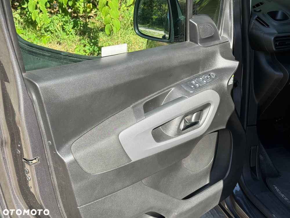 Toyota Proace City Verso Long 1.5 D-4D Family - 6