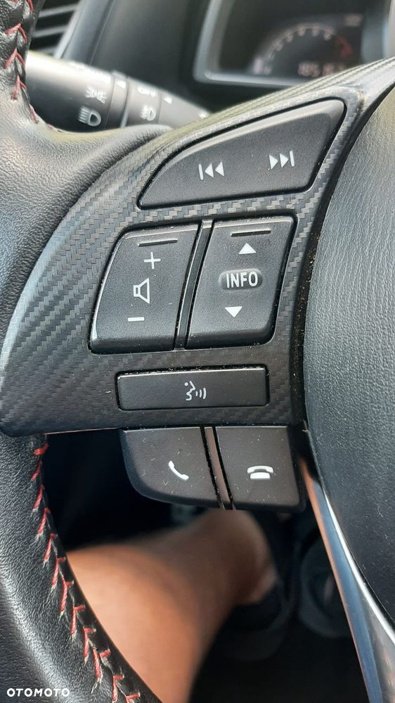 Mazda 3 SKYACTIV-G 120 NAKAMA - 21