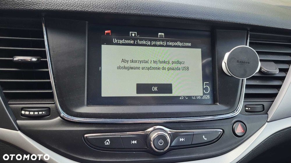 Opel Astra 1.4 T Enjoy S&S - 29
