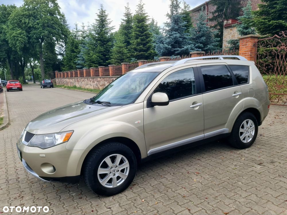 Mitsubishi Outlander 2.4 4WD Invite - 10