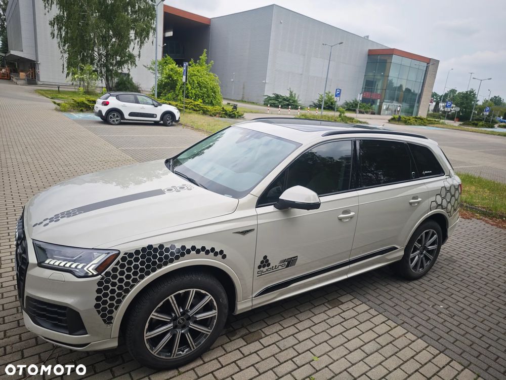 Audi Q7 - 32
