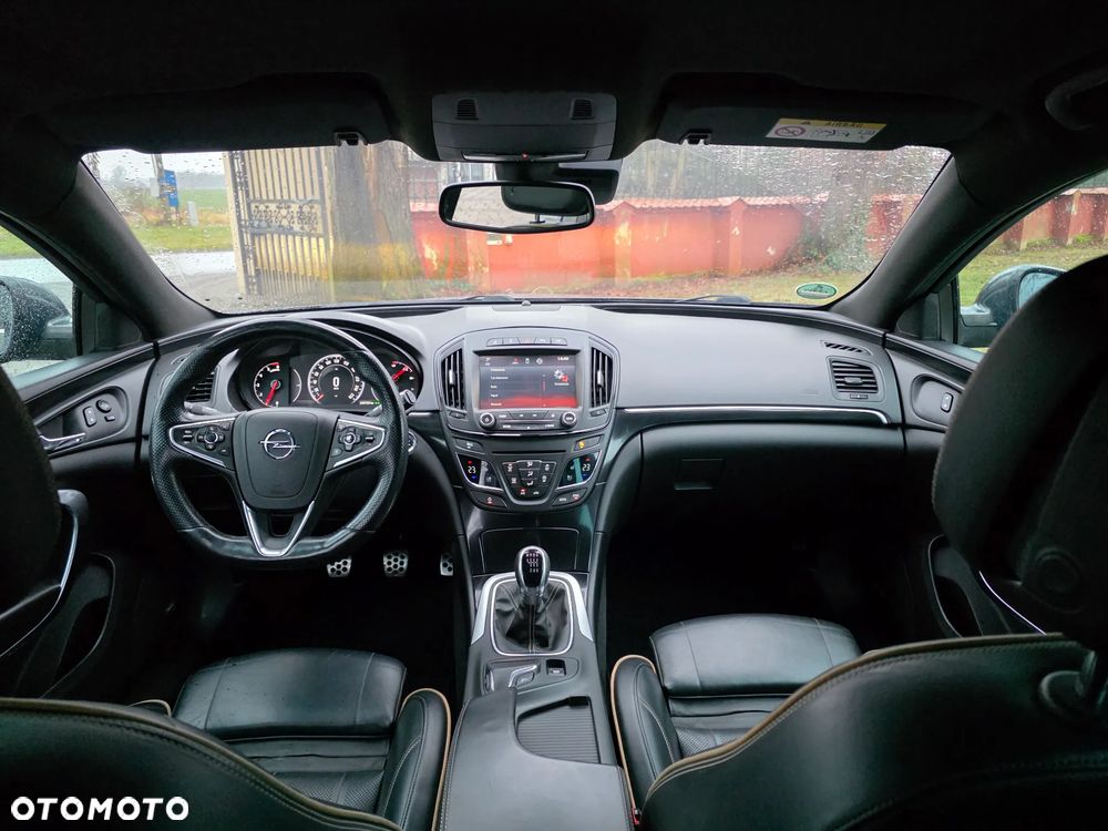 Opel Insignia - 10