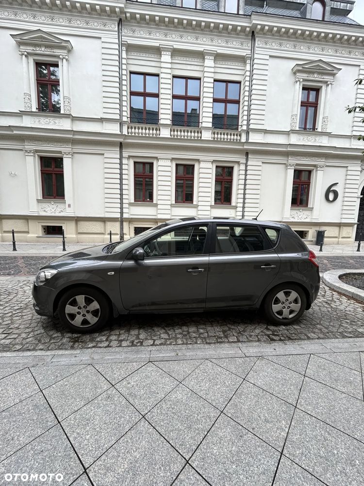 Kia Ceed 1.4 Comfort + - 10