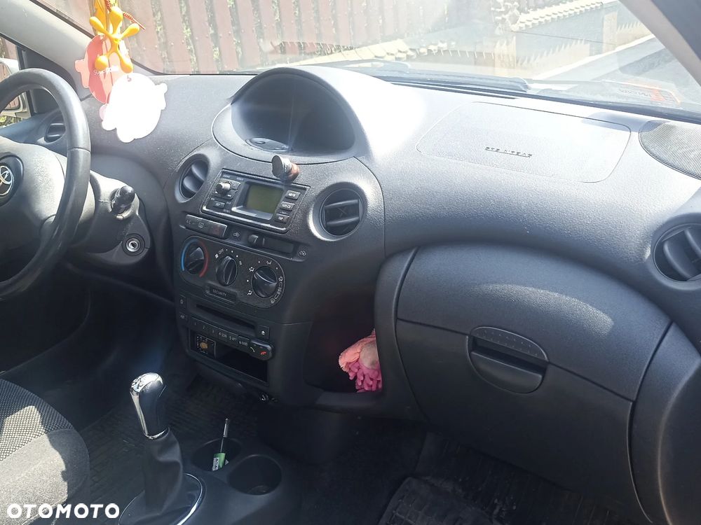 Toyota Yaris 1.3 VVT-i Cool - 5