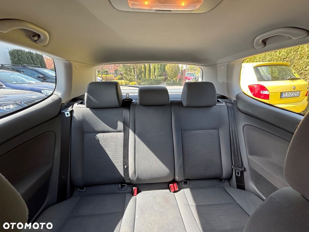 Volkswagen Golf 1.6 FSI Goal - 12