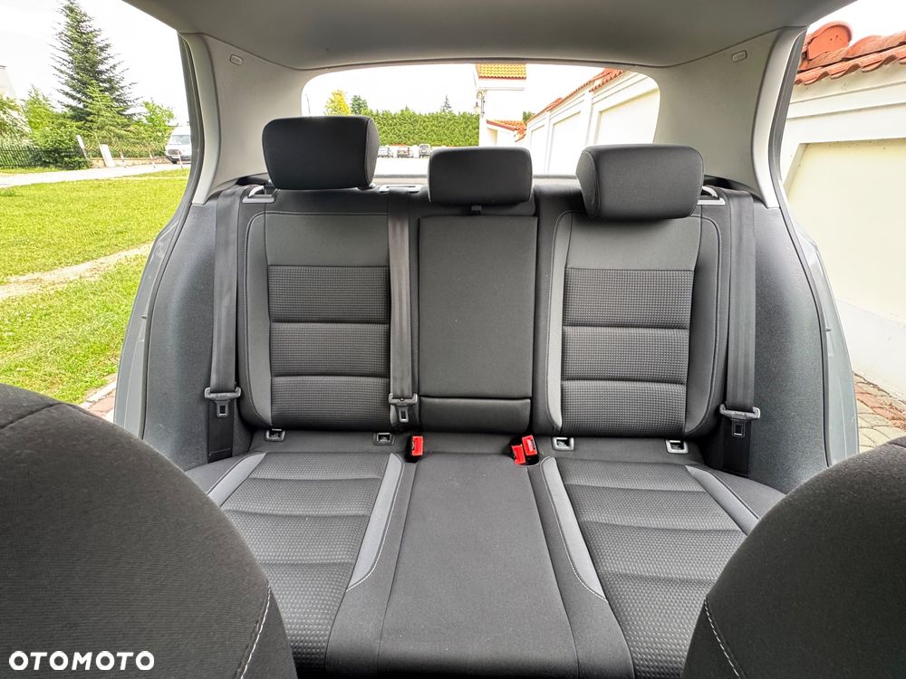 Volkswagen Golf - 13