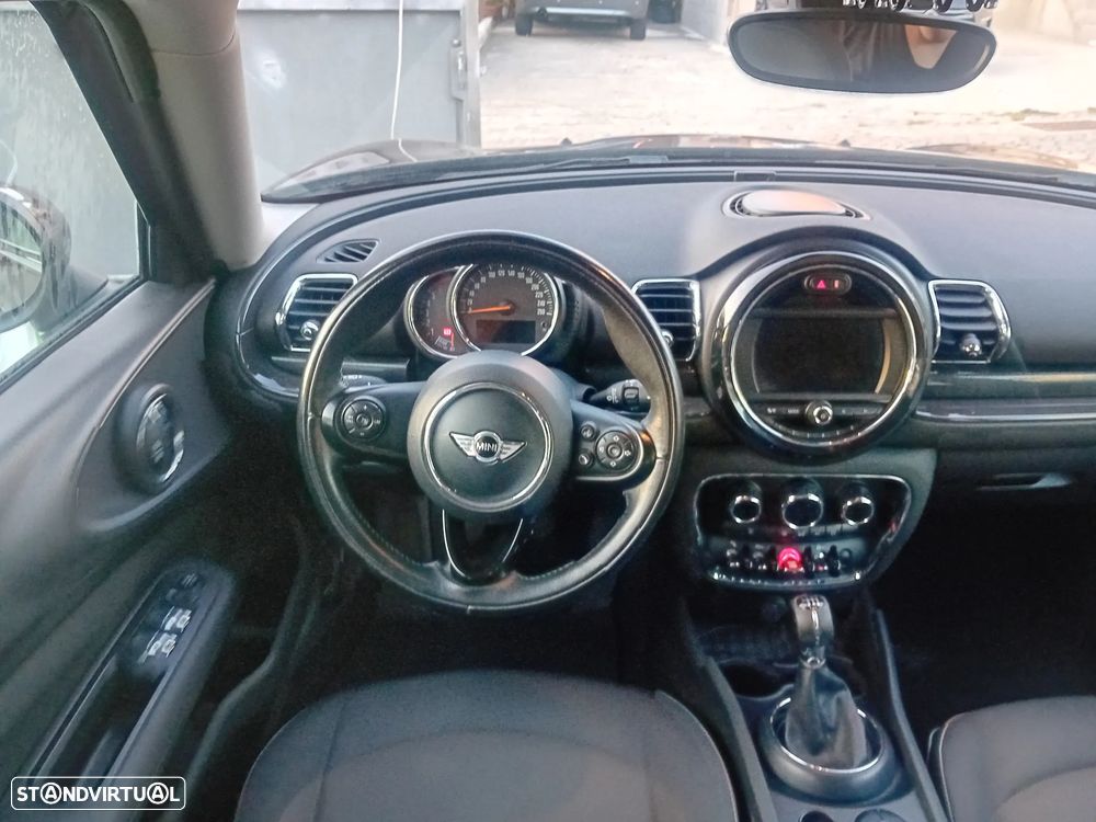 MINI Clubman One D Blackyard - 18