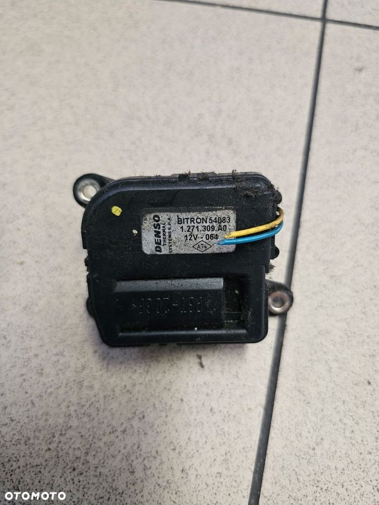 Silniczek nagrzewnicy 1271309A0 Renault Clio II - 1
