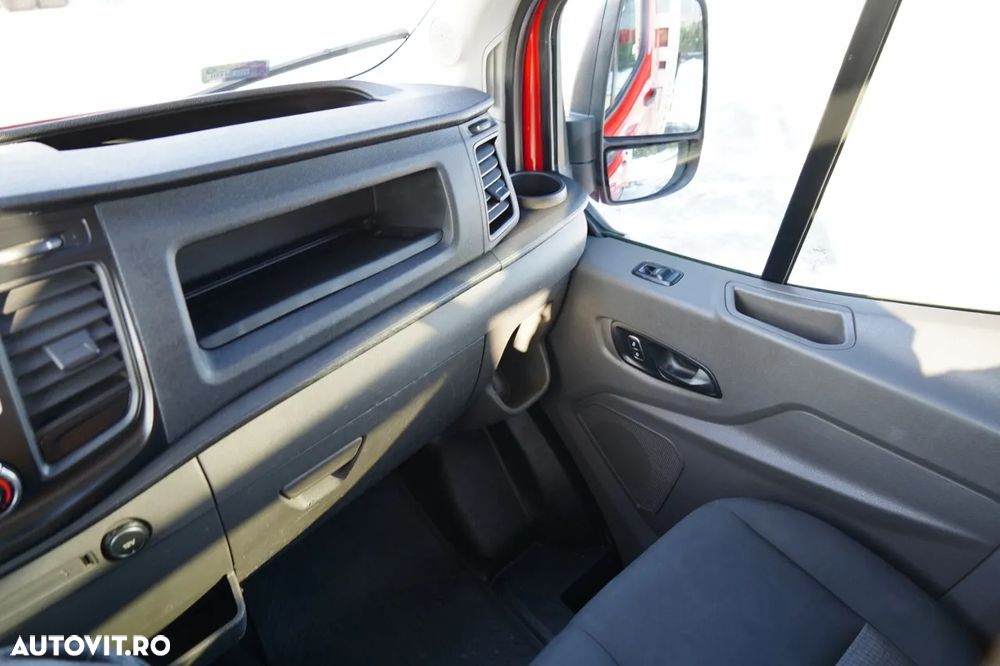 Ford TRANSIT 350 / PLATFORMĂ / MANUALĂ / 3 LOCURI / MASĂ NETĂ 3500 KG / - 27