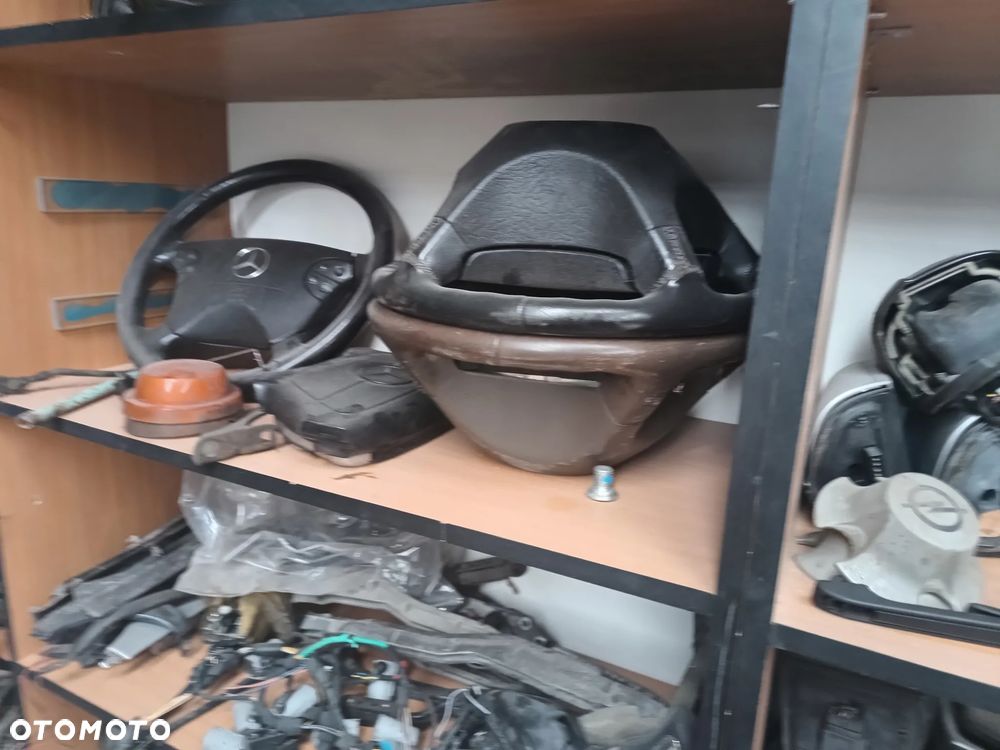 Klapa maska zderzak chłodnica Mercedes W210 e klasa - 7