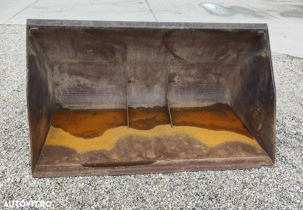 Caterpillar TH407 - 6