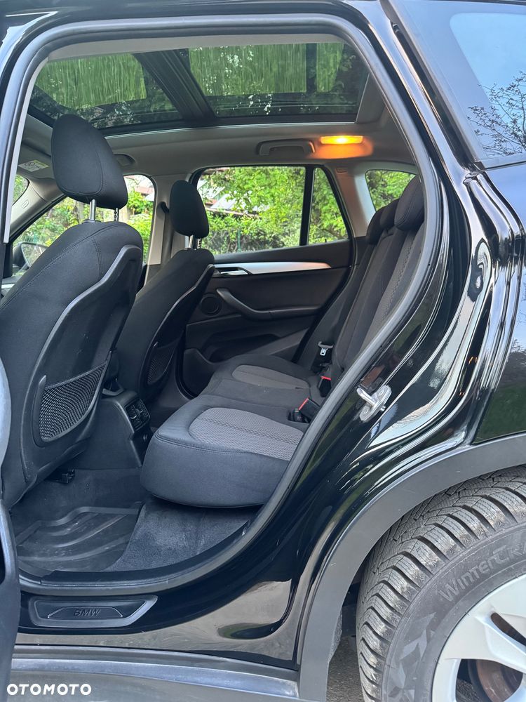 BMW X1 sDrive18i - 15