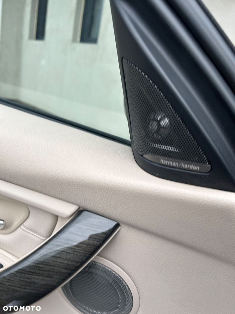BMW Seria 3 320d - 20