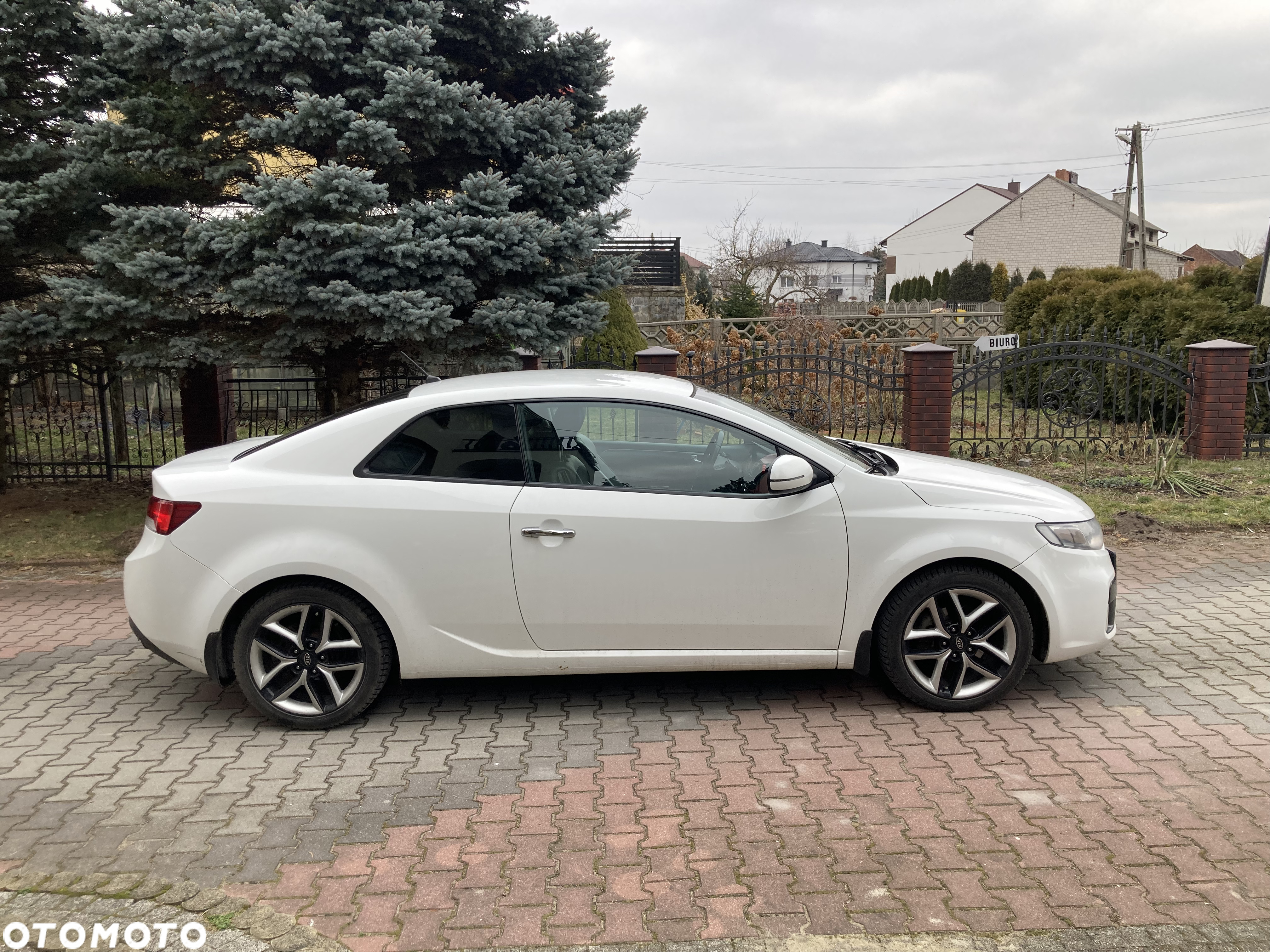 Kia Cerato - 12