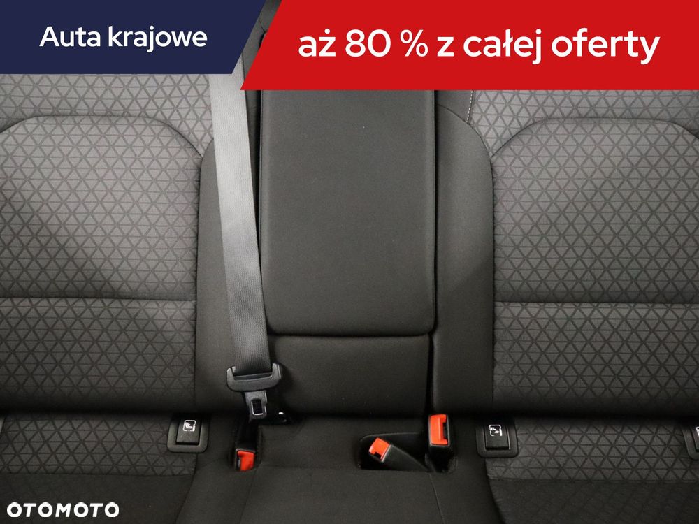 Kia Ceed - 12