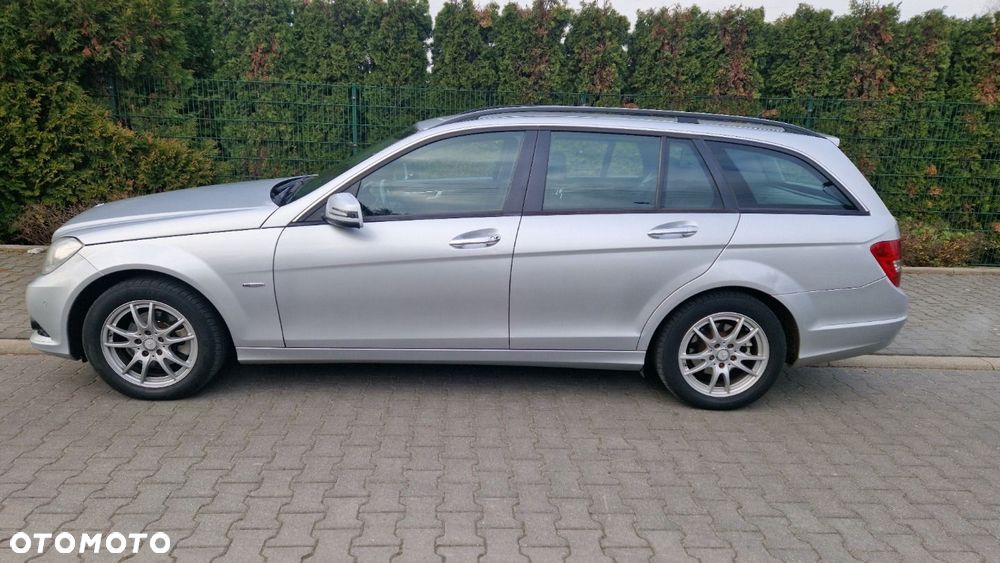 Mercedes-Benz Klasa C 200 CDI BlueEff Classic - 9