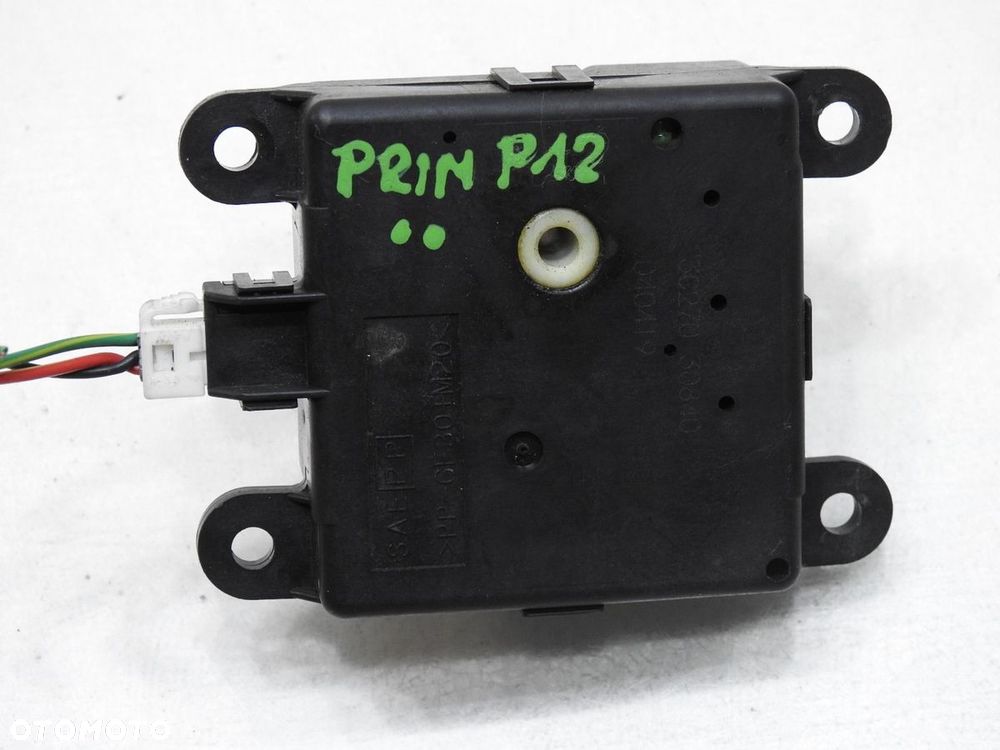 SILNICZEK NAGRZEWNICY NISSAN PRIMERA P12 - 6