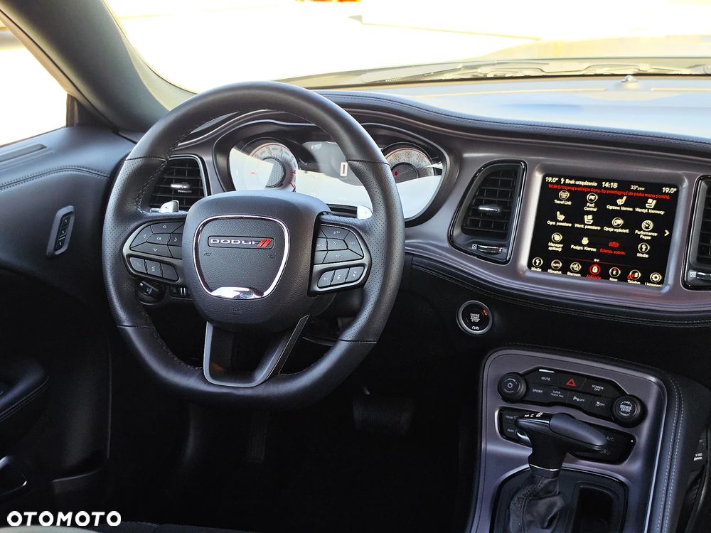 Dodge Challenger 5.7 R/T - 13