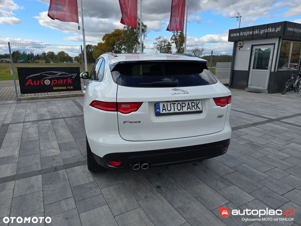 Jaguar F-Pace 2.0 i4D AWD Prestige - 9