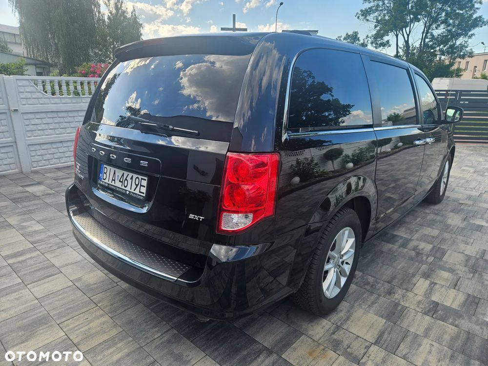 Dodge Grand Caravan 3.6 R/T - 5