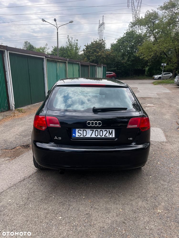 Audi A3 Sportback 1.6 Attraction - 6