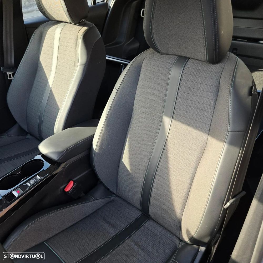 Peugeot e-208 50 kWh Allure ( COMERCIAL ) - 8