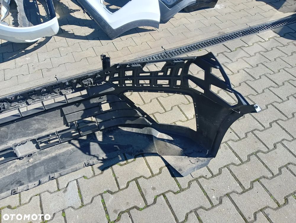 VW Crafter Man TGE Zderzak przedni - 4