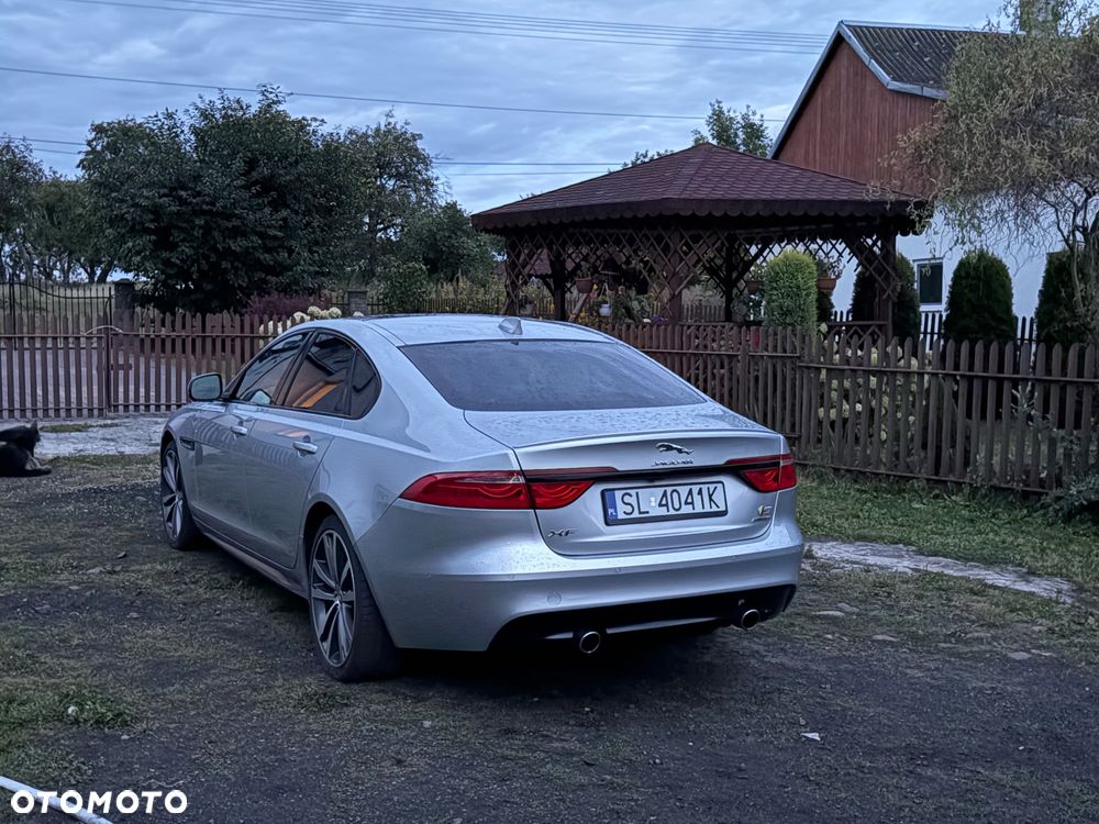 Jaguar XF - 7