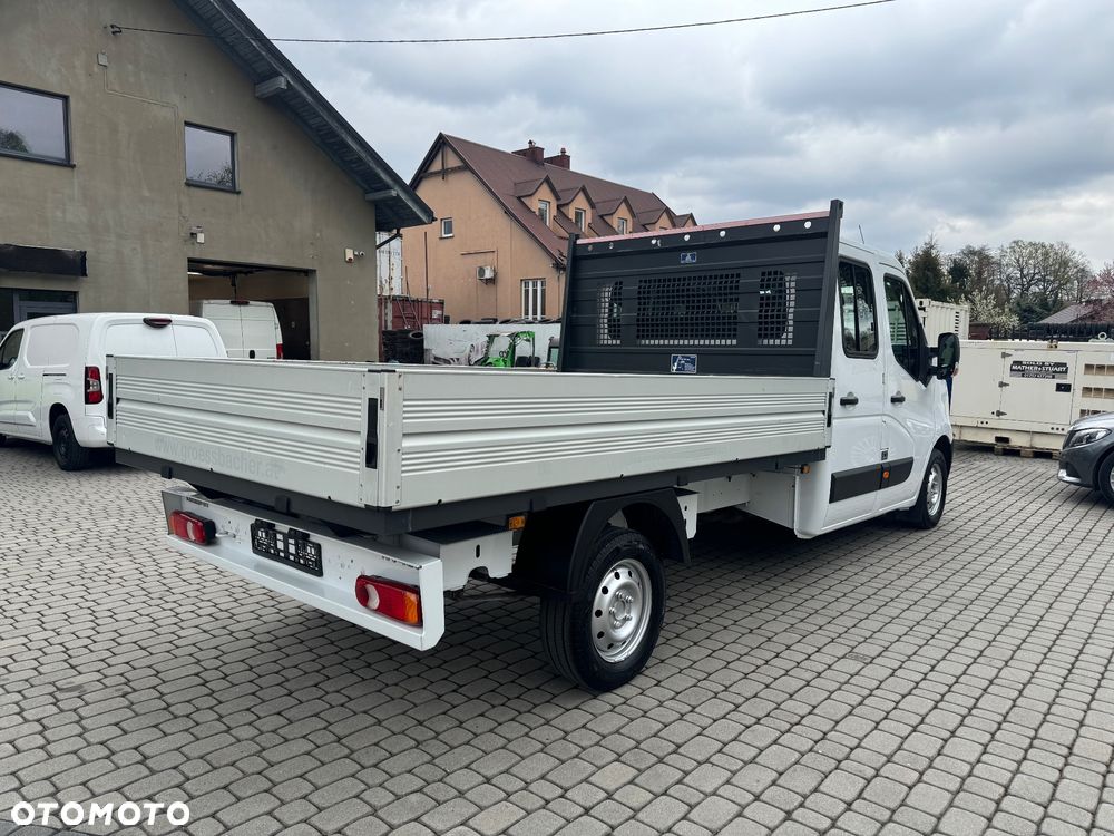 Nissan NV400 - 5