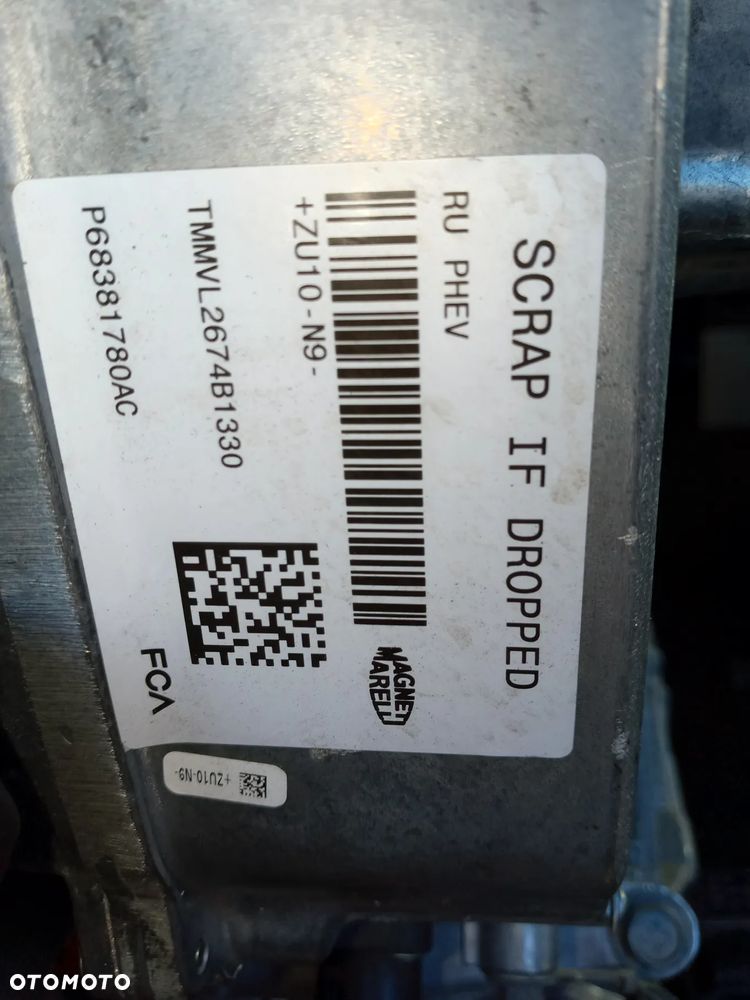 falownik przetwornica napięcia chrysler pacyfica 3.6 hybryda p68381780ac - 2
