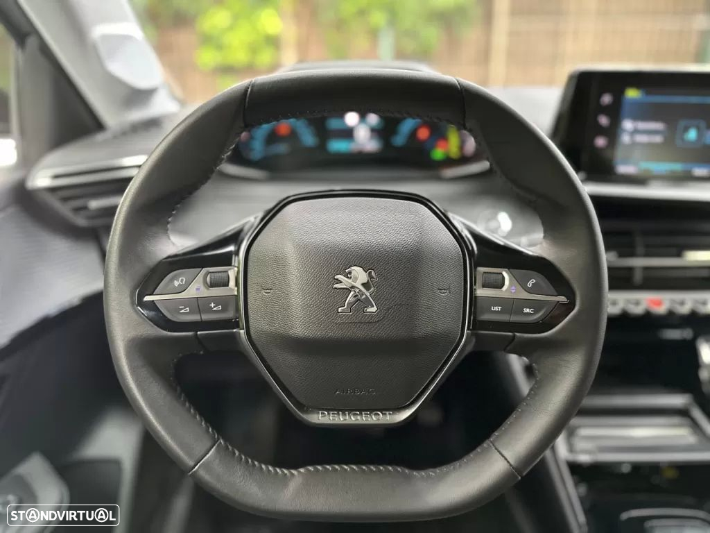 Peugeot e-208 50 kWh Allure - 18