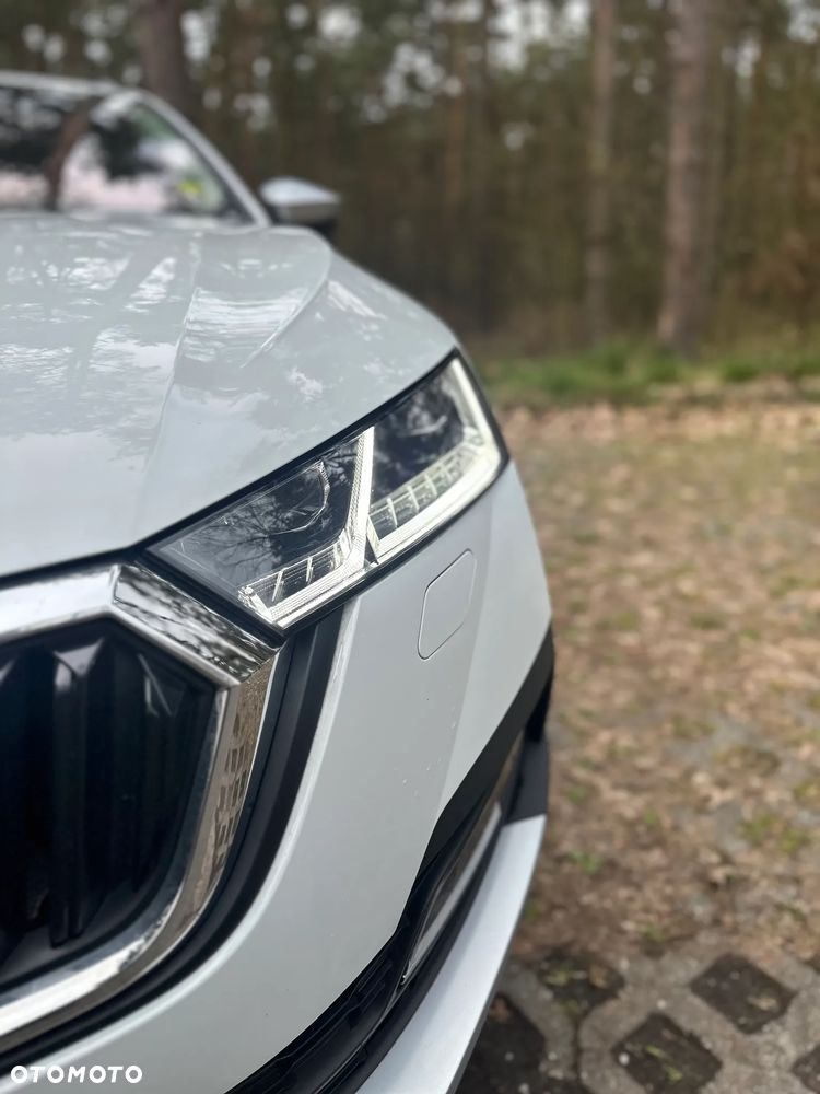 Skoda Octavia 2.0 TSI 4x4 Scout DSG - 20