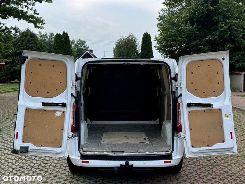 Ford Transit Custom - 12