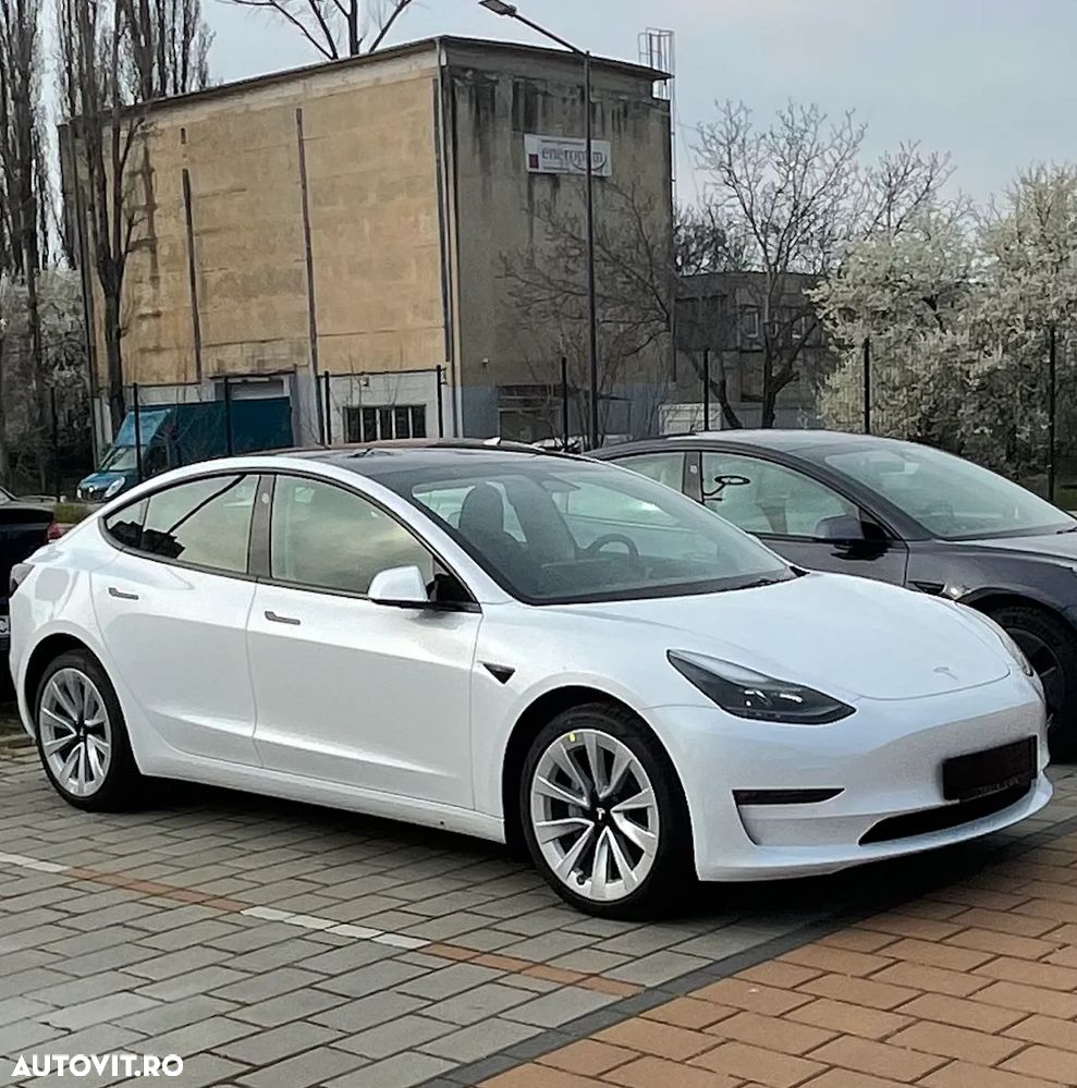 Tesla Model 3 Standard - 2
