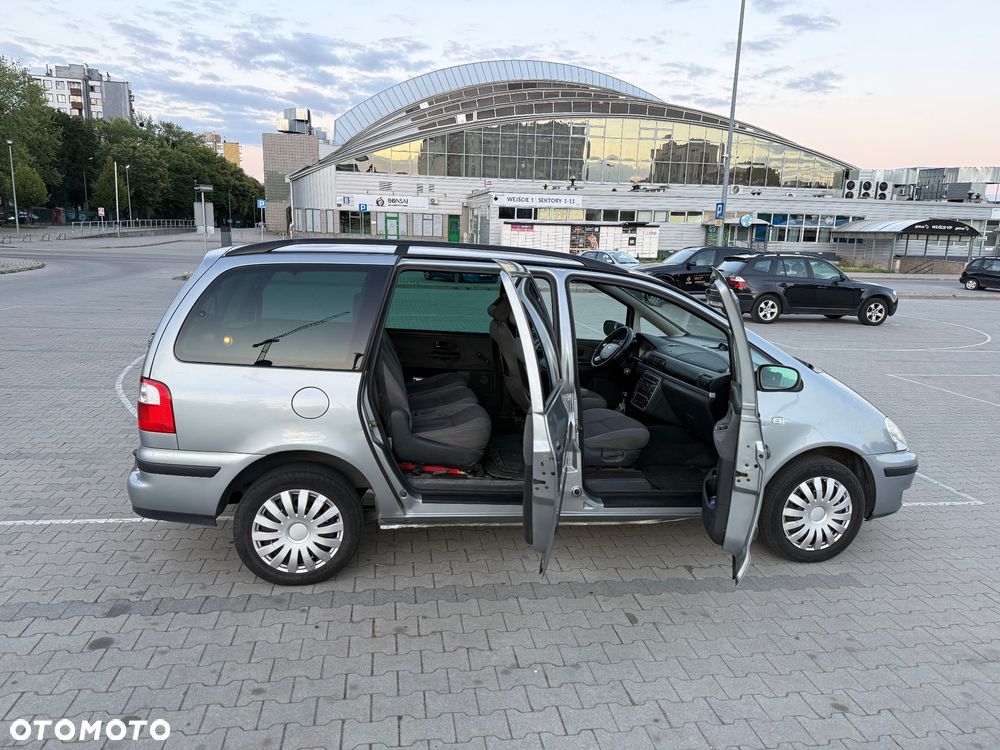 Ford Galaxy 1.9 TDI Trend - 9