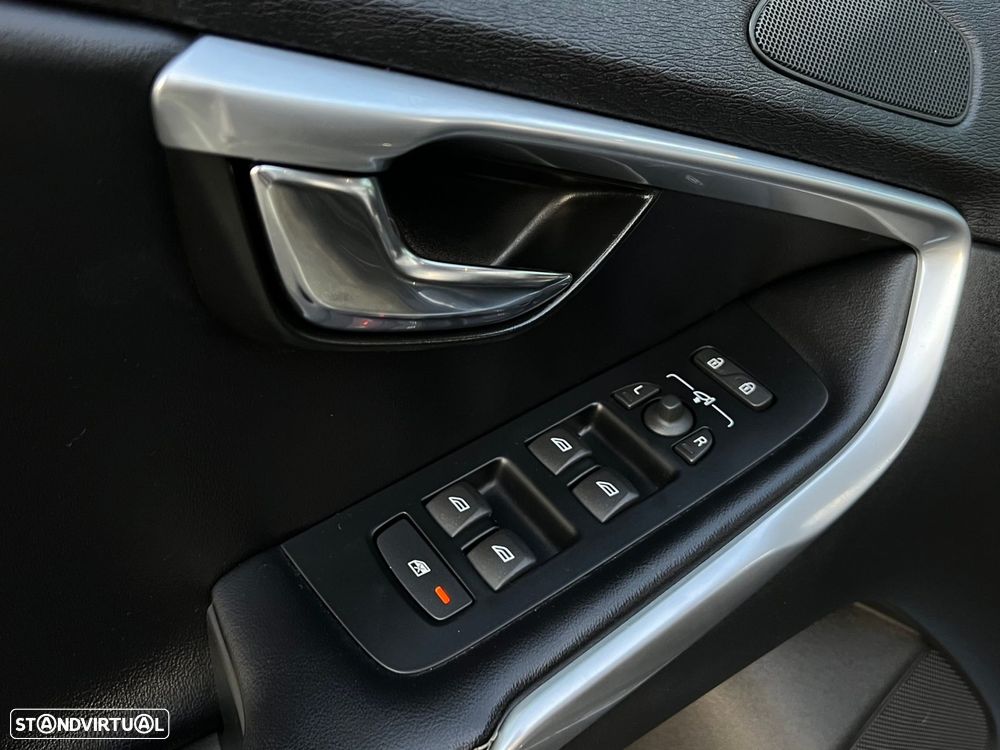 Volvo V40 2.0 D2 R-Design - 15