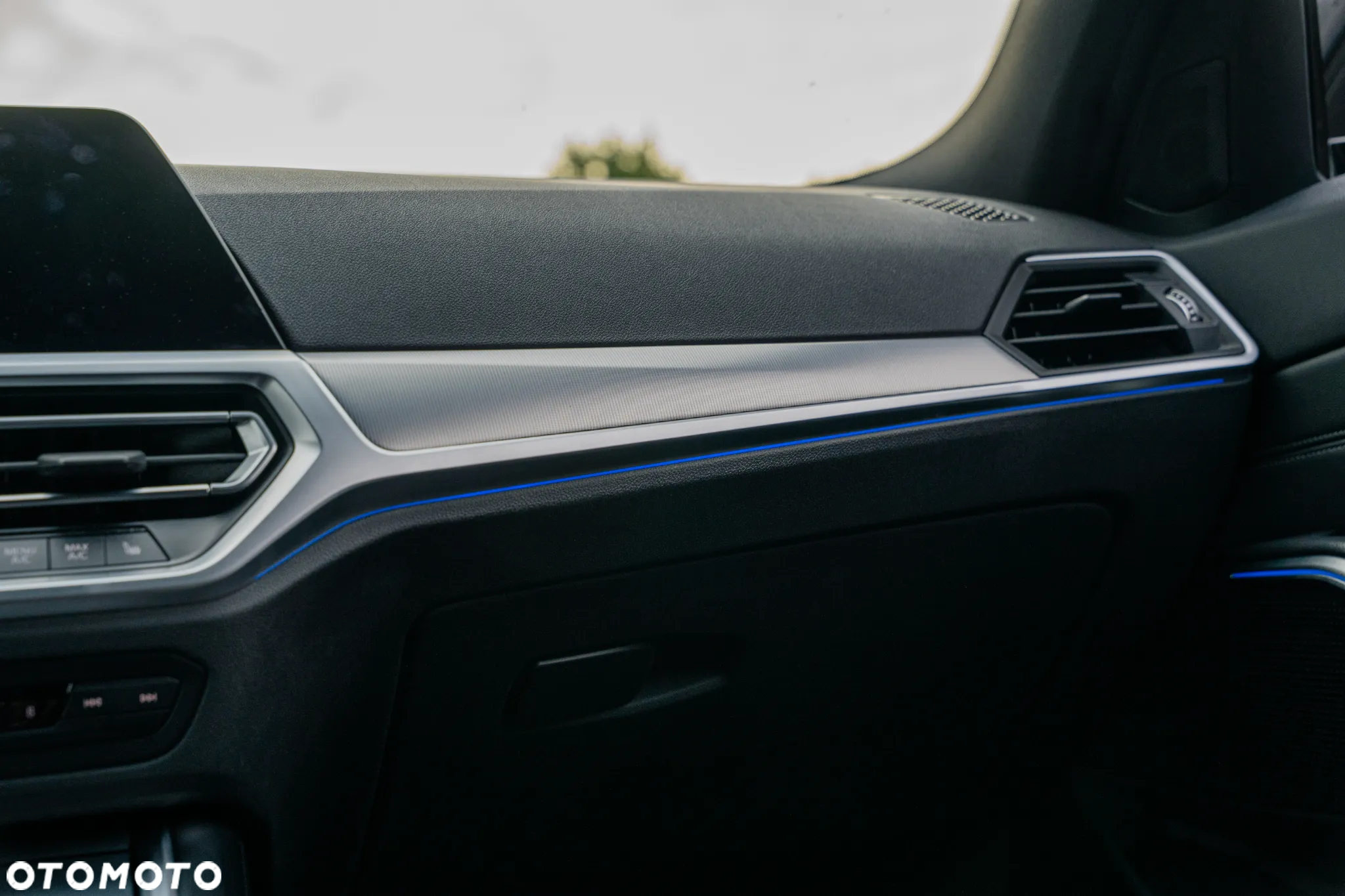 BMW Seria 3 320d Touring xDrive Sport Line - 34