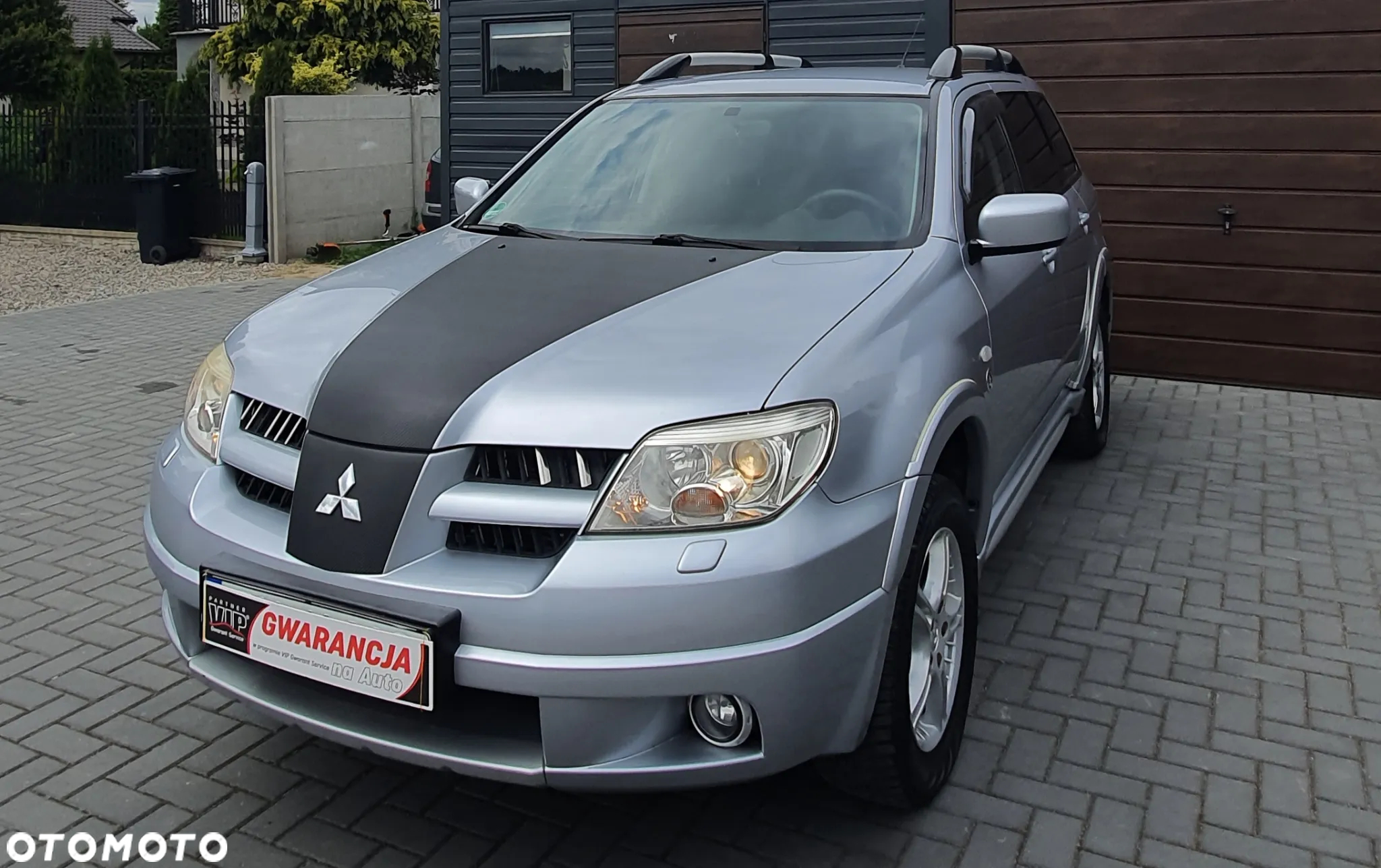 Mitsubishi Outlander 2.4 Dakar - 2