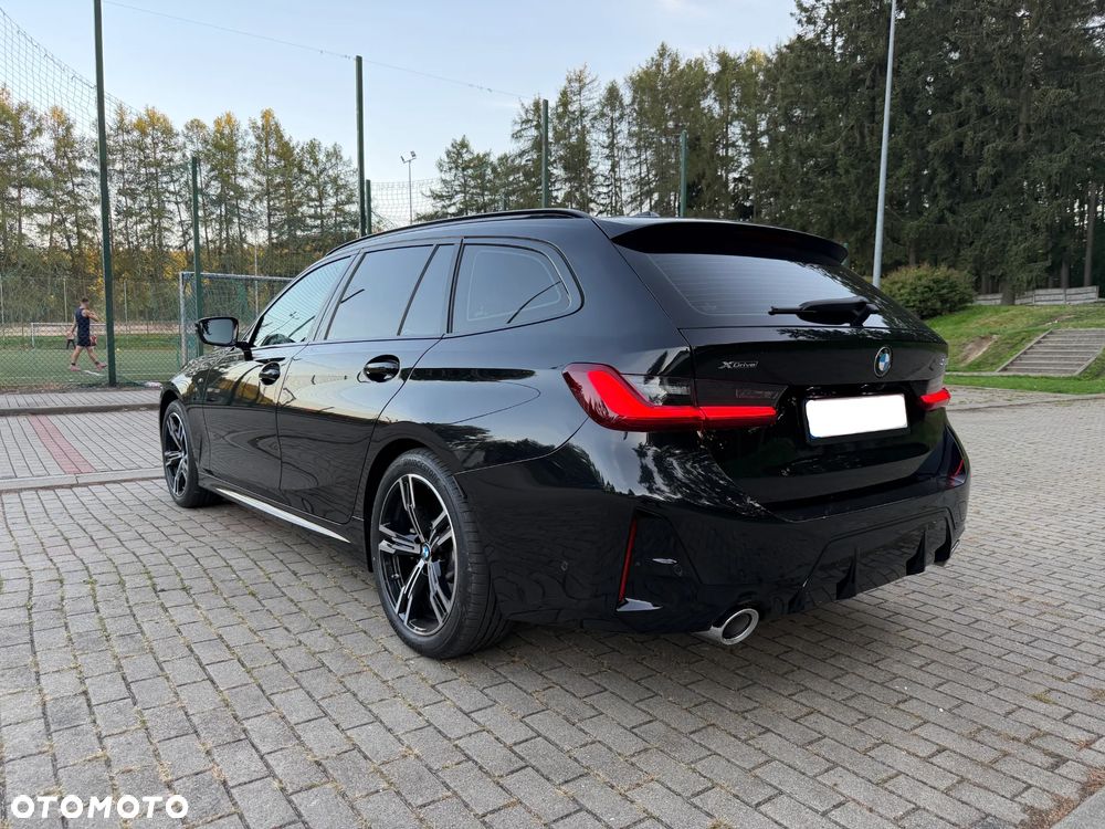 BMW Seria 3 330i xDrive M Sport - 5